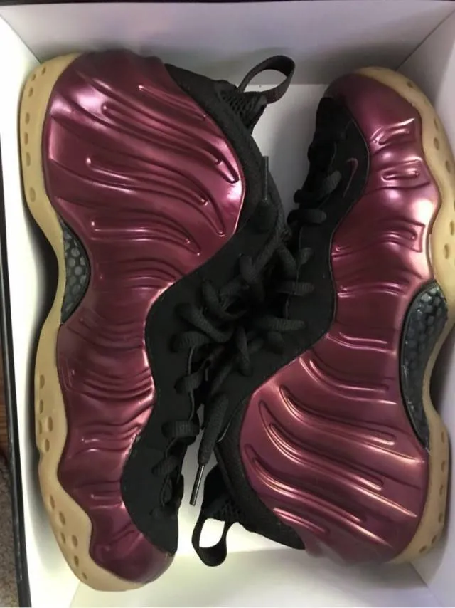 Nike Air Foamposite One - Maroon