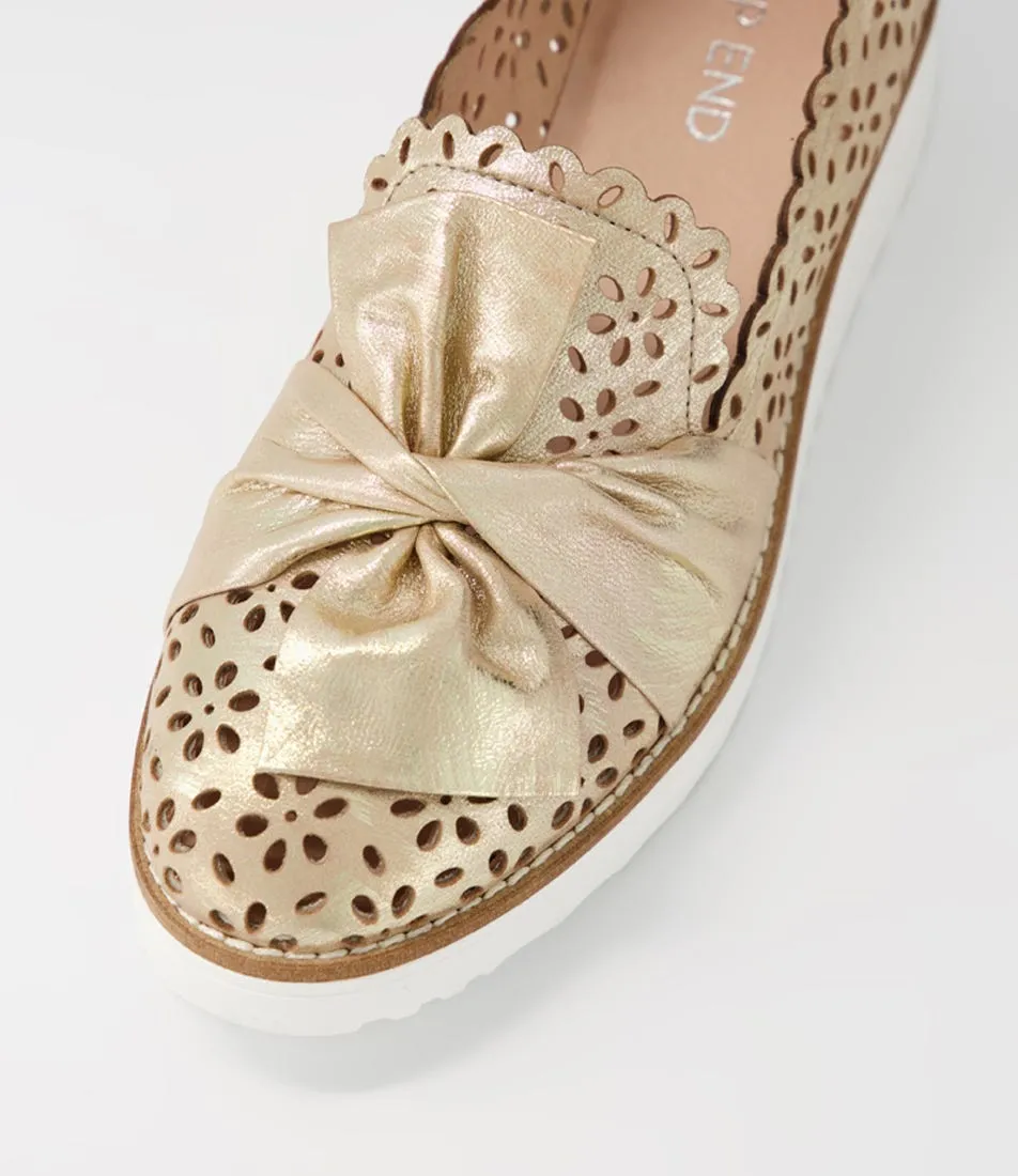 TOP END Omilla Old Gold Scratch Leather Sandals